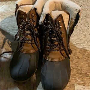 Tommy Hilfiger duck boots